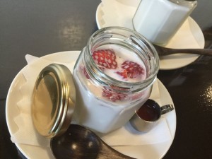 新イチゴの杏仁豆腐