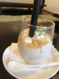 飲む杏仁豆腐モモ